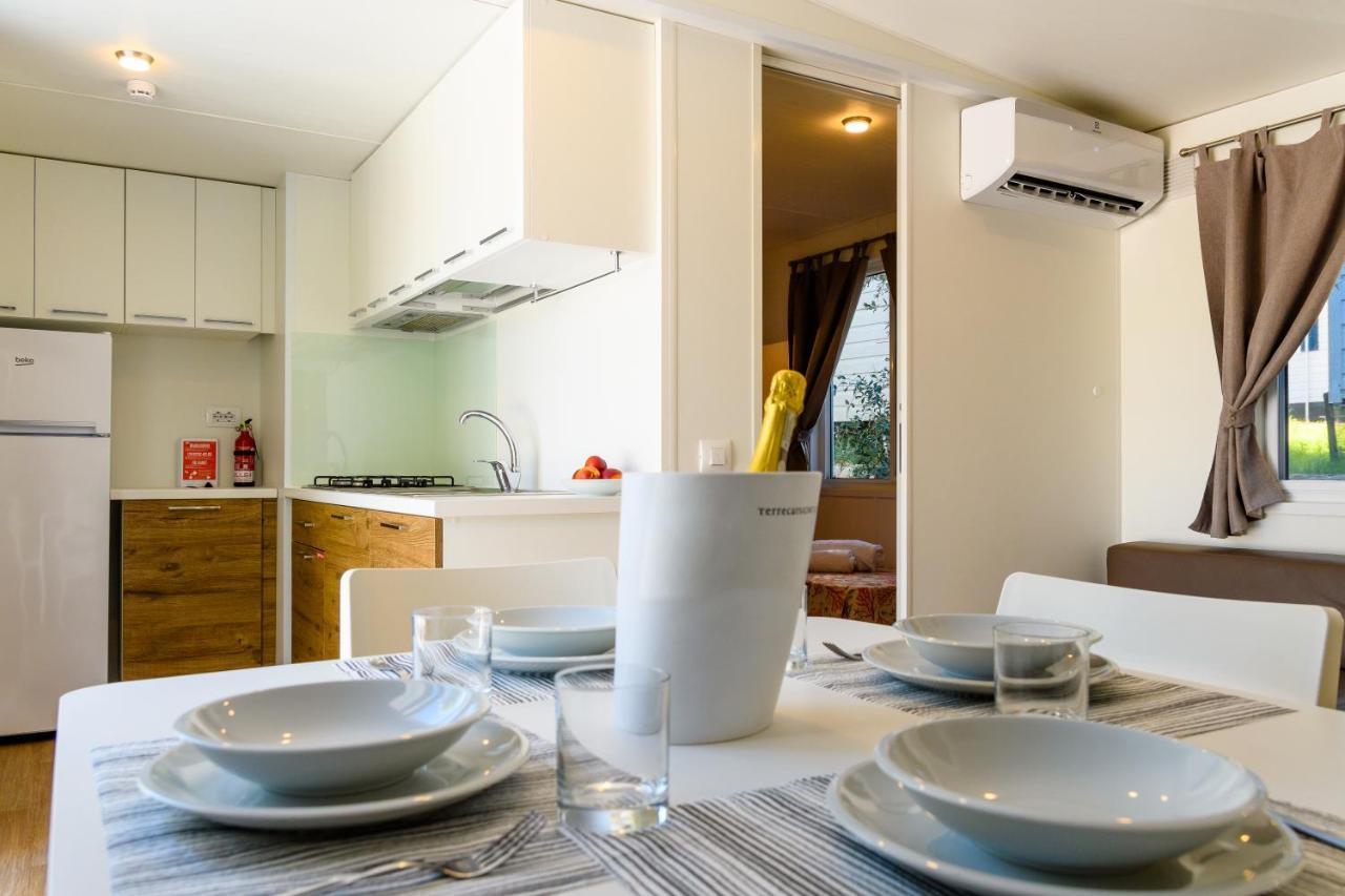 Camping La Scogliera Santa Cesarea Terme Ngoại thất bức ảnh