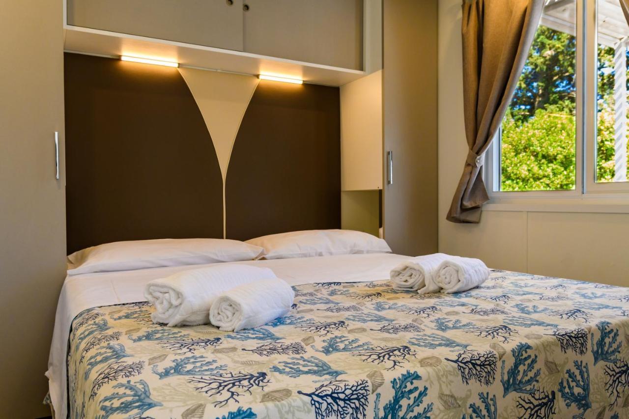 Camping La Scogliera Santa Cesarea Terme Ngoại thất bức ảnh