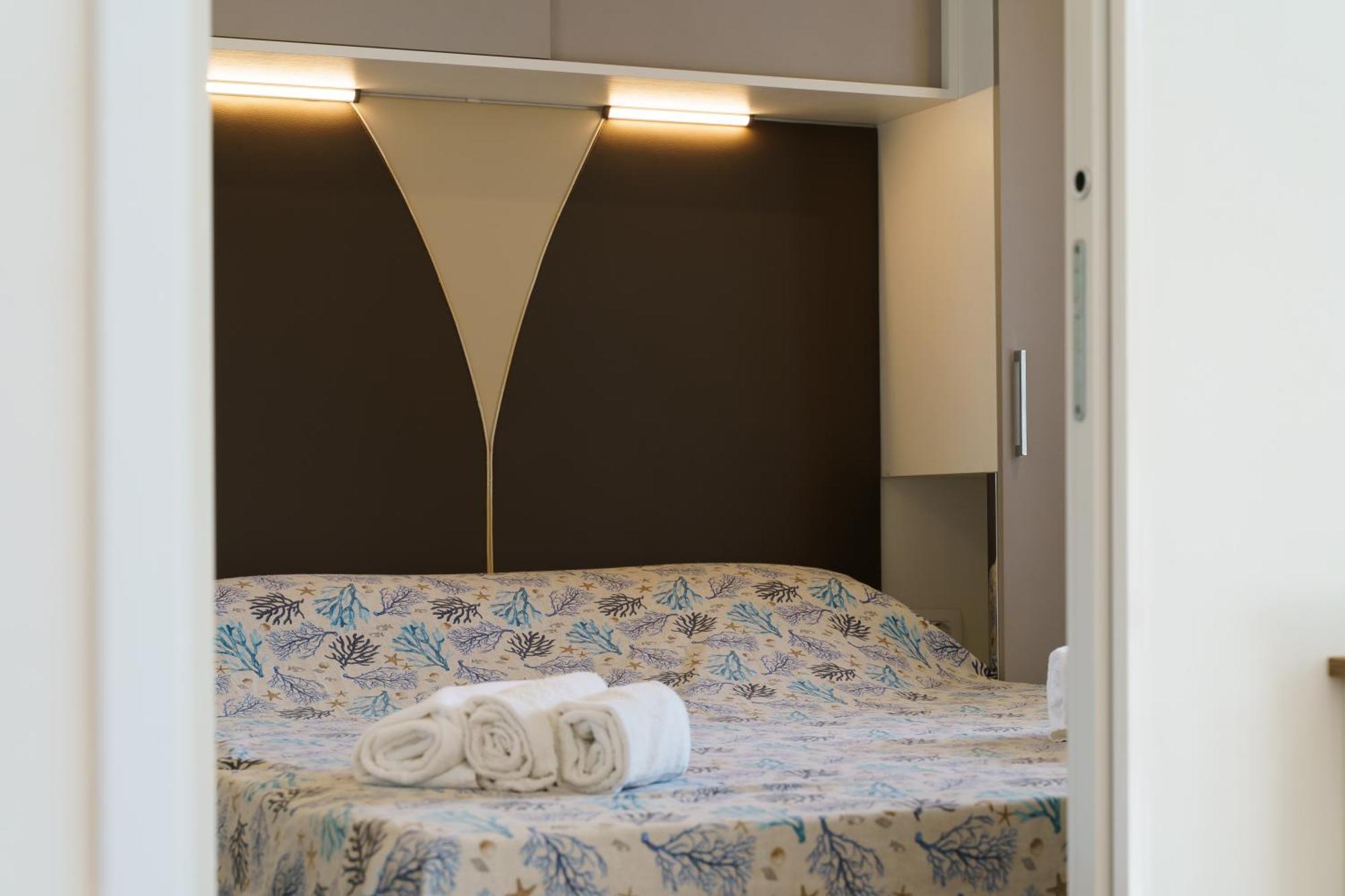Camping La Scogliera Santa Cesarea Terme Ngoại thất bức ảnh